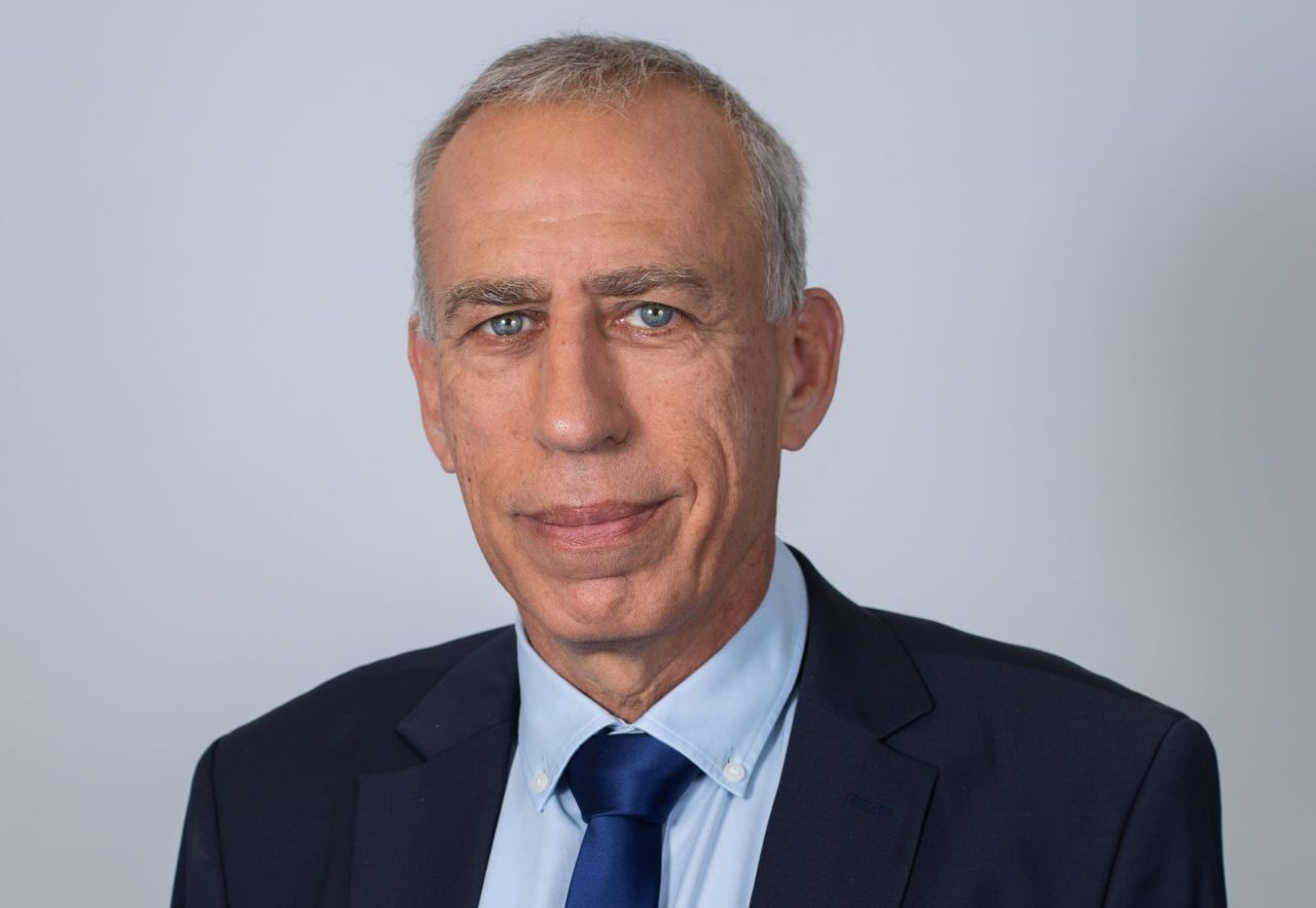 פרופ' נחמן אש
